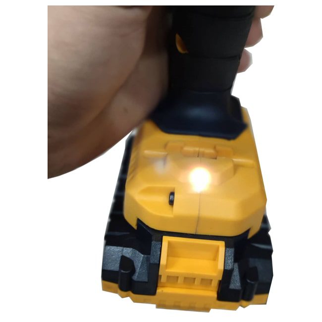 دریل شارژی سه حالته دیوالت 88 ولت سه نظام مدل : Dewalt Model in Germany